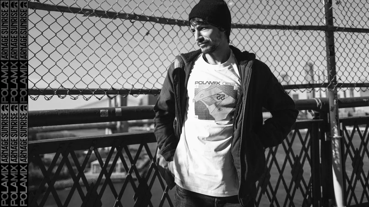 T-shirt capot polamix arnage sunrise NYC